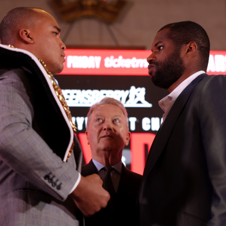 Frank Warren, Wardley maçı öncesinde Dubois’i savundu