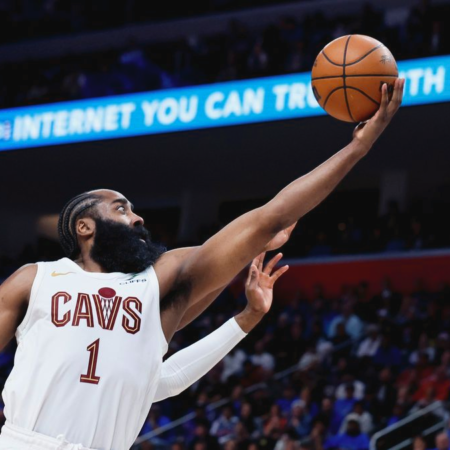 Cleveland, Detroit ile olan seride geri dönüş yaparak NBA’in son yarı finalisti oldu