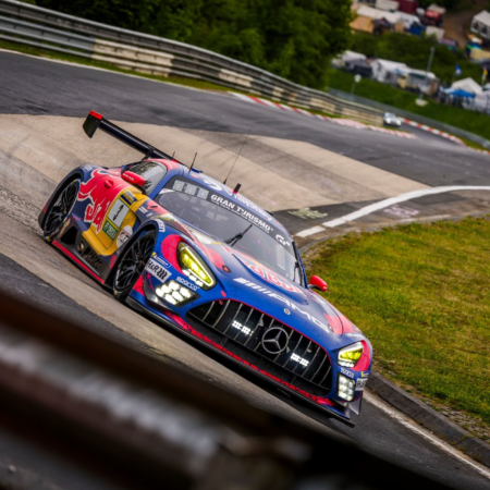 Nürburgring’de Drama: Verstappen’in Takımı Arıza Nedeniyle Zaferi Kaybetti