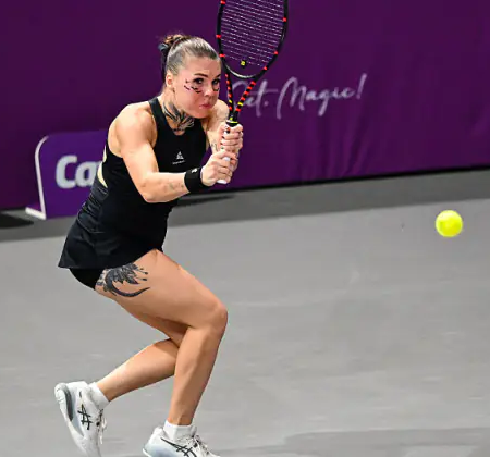 Oliynikova, Roma’daki WTA 1000 turnuvasında tarihi bir zaferle başladı