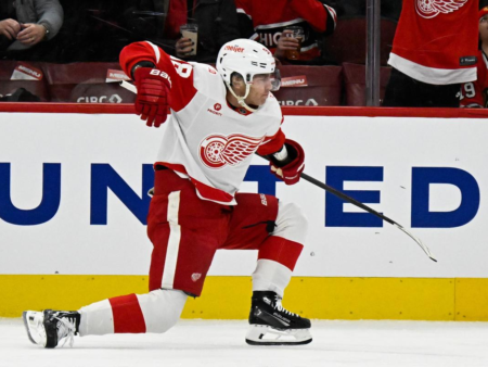 Patrick Kane Chicago’ya geri dönüyor: Efsanevi forvet bir kez daha Blackhawks forması giyecek