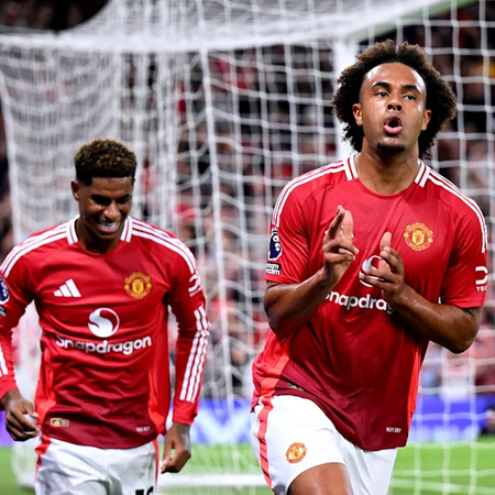 Fiorentina, Manchester United’ın forveti Zirkzee’yi kiralamak istiyor
