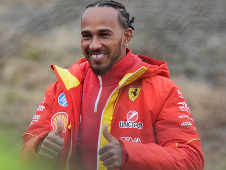 Lewis Hamilton, Ferrari dedikodularına yanıt verdi, takıma işine odaklanması çağrısında bulundu