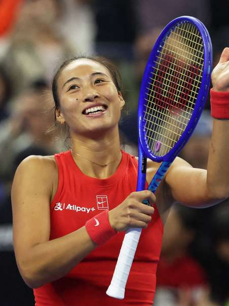 Daria Snigur, Wuhan’daki turnuvada dünya sıralamasında 14. sırada yer alan Elise Mertens’i sansasyonel bir şekilde mağlup etti